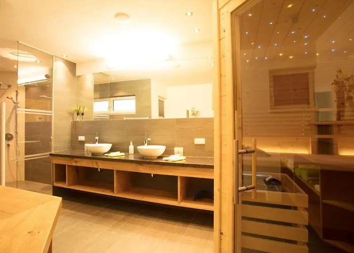 Lärchenzipf * Pfarrwerfen